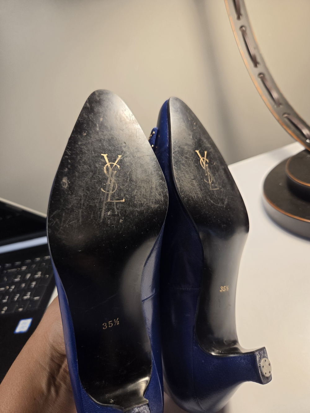 Yves Saint Laurent Blue Leather Pointed-Toe Bow Pumps - Picture 6 of 9
